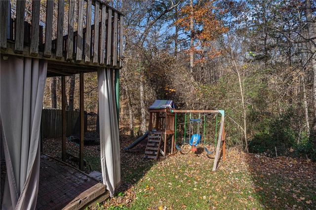 1141 Vintage Pointe Drive, Lawrenceville, GA 30044