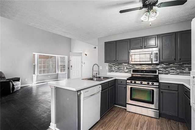 1141 Vintage Pointe Drive, Lawrenceville, GA 30044