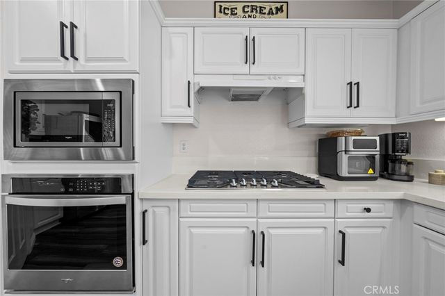 15292 Wren, Fontana, CA 92336