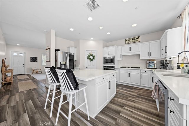 15292 Wren, Fontana, CA 92336