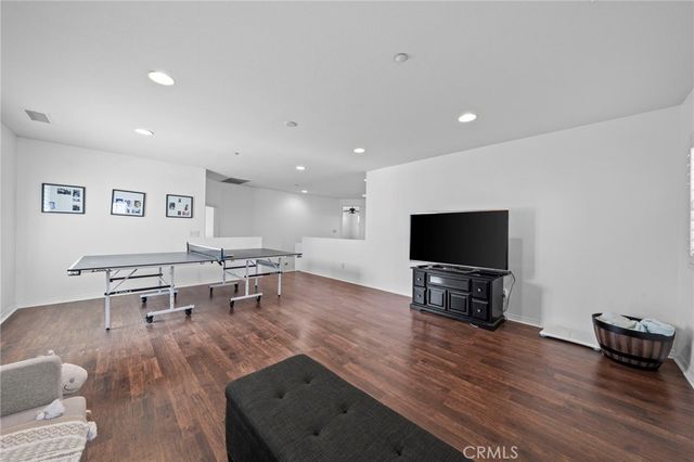 15292 Wren, Fontana, CA 92336