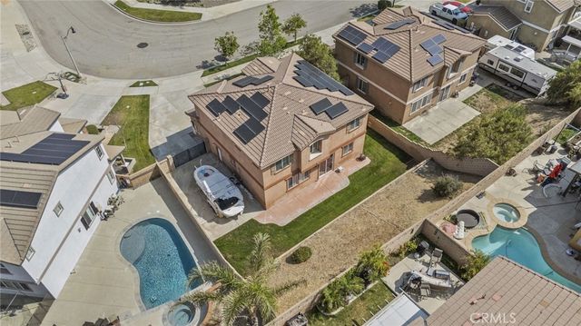 15292 Wren, Fontana, CA 92336