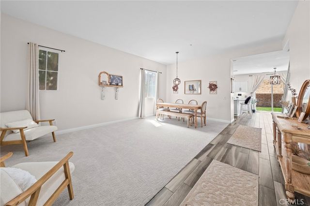 15292 Wren, Fontana, CA 92336