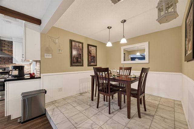 15710 La Cabana Drive, Houston, TX 77062