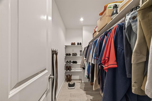 15710 La Cabana Drive, Houston, TX 77062