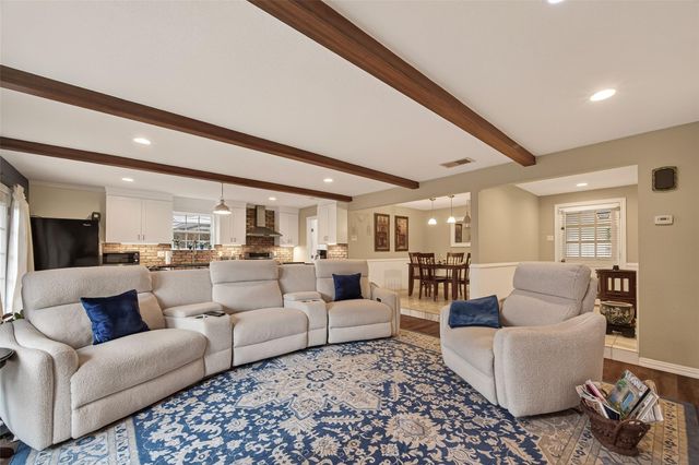 15710 La Cabana Drive, Houston, TX 77062