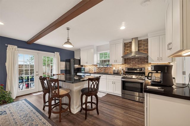 15710 La Cabana Drive, Houston, TX 77062