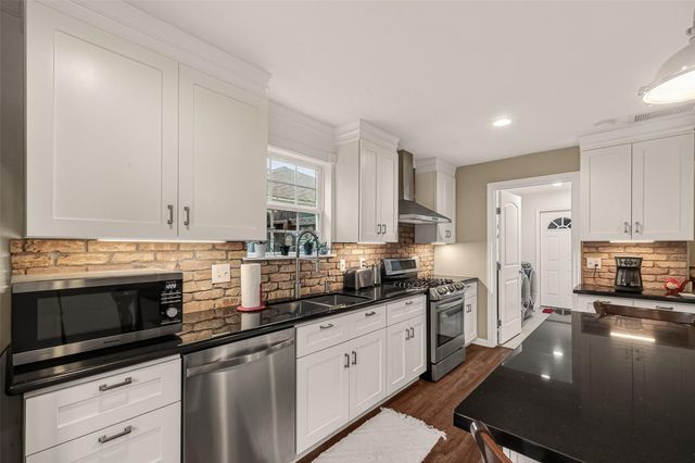 15710 La Cabana Drive, Houston, TX 77062