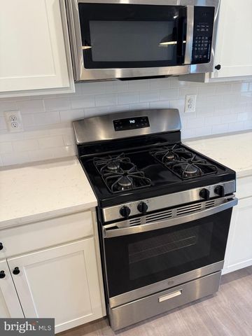 414 STEAMBOAT AVE, Felton, DE 19943