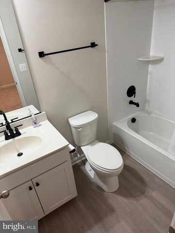 414 STEAMBOAT AVE, Felton, DE 19943