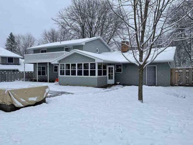 7618 Westchester Drive, Middleton, WI 53562