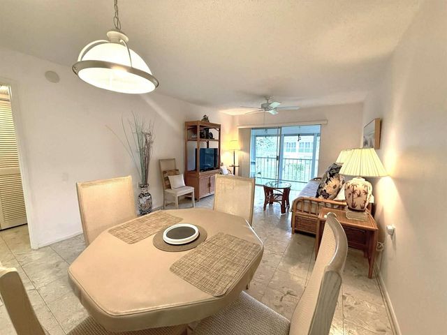 2702 Nassau Bend C2, Coconut Creek, FL 33066