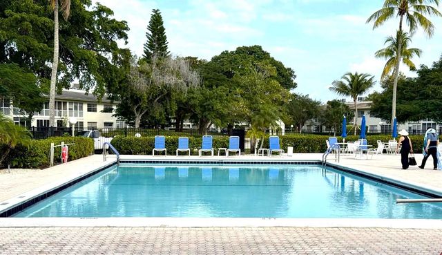 2702 Nassau Bend C2, Coconut Creek, FL 33066