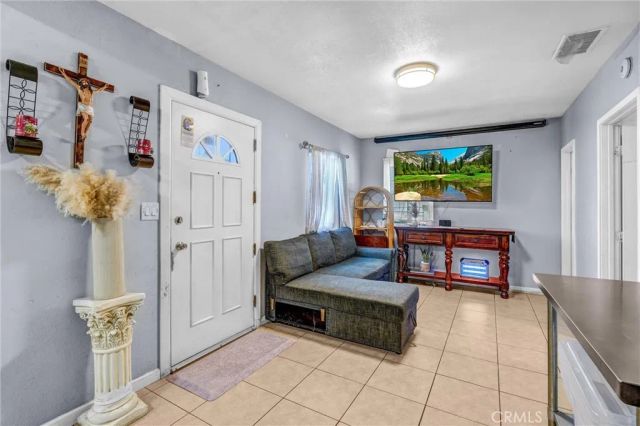 10515 Firmona, Lennox, CA 90304