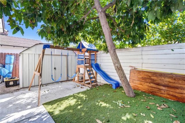10515 Firmona, Lennox, CA 90304