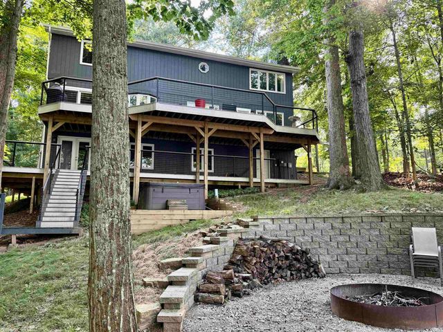 7899 Timber Cliff Lane, Trafalgar, IN 46181