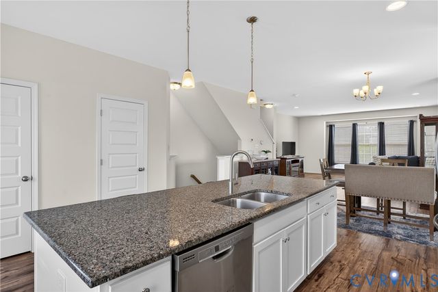 12001 Rubystone Dr, Chester, VA 23831
