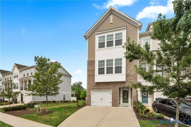 12001 Rubystone Dr, Chester, VA 23831