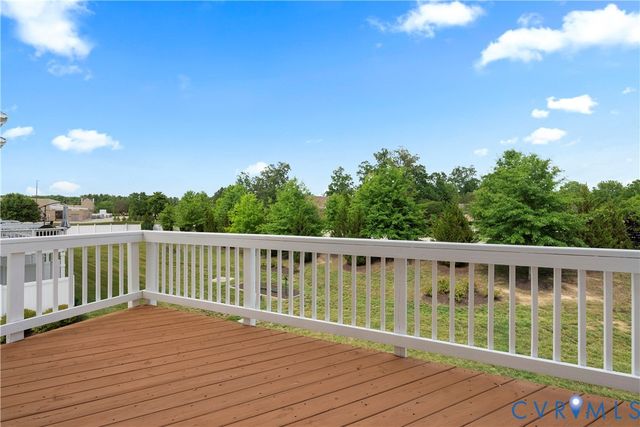 12001 Rubystone Dr, Chester, VA 23831