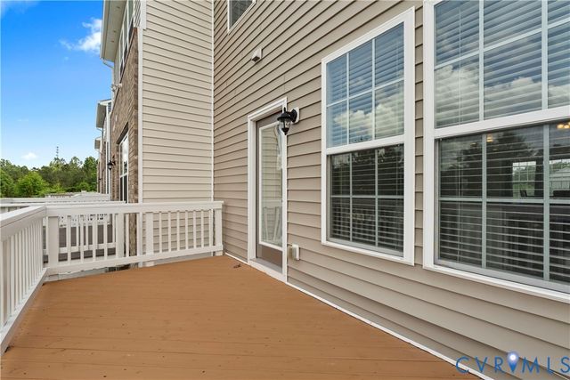 12001 Rubystone Dr, Chester, VA 23831