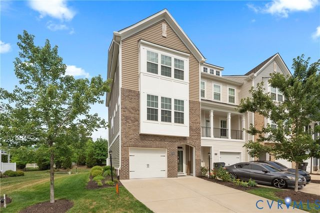 12001 Rubystone Dr, Chester, VA 23831
