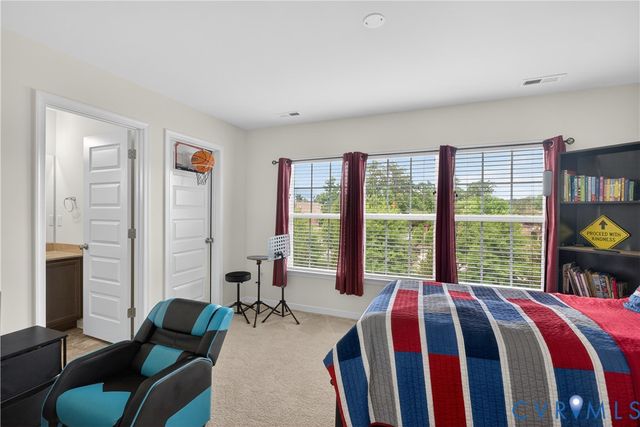 12001 Rubystone Dr, Chester, VA 23831