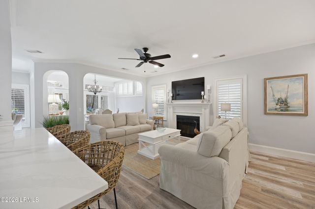 5 Newport Dr Apt 7100, Hilton Head Island, SC 29928