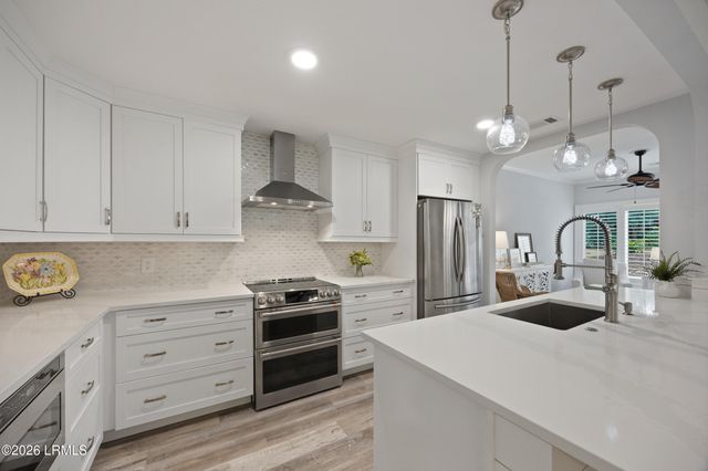 5 Newport Dr Apt 7100, Hilton Head Island, SC 29928