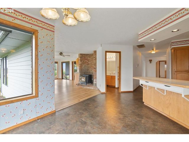 6593 RIPPLING BROOK Dr Se, Salem, OR 97317