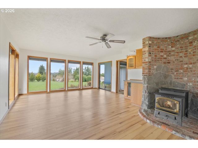 6593 RIPPLING BROOK Dr Se, Salem, OR 97317