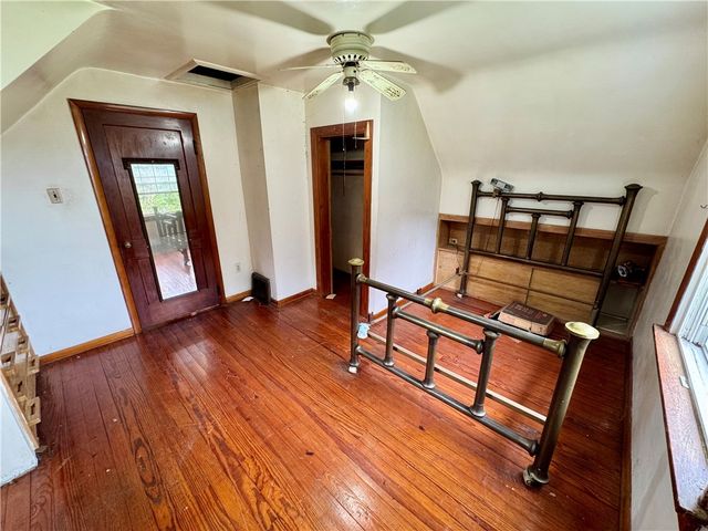 421 Mcgeary Ave, Monessen, PA 15062