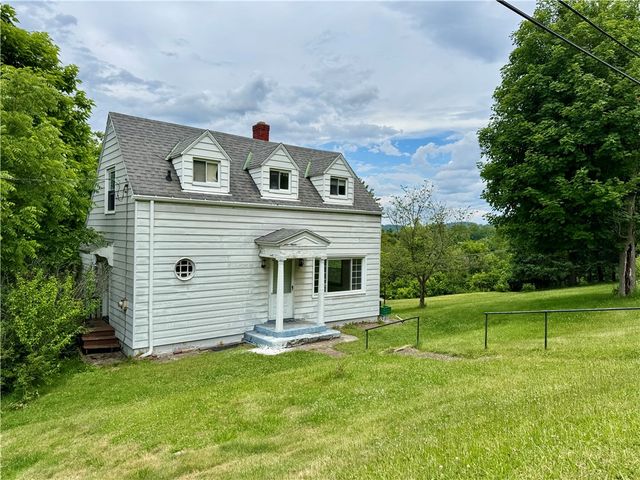 421 Mcgeary Ave, Monessen, PA 15062