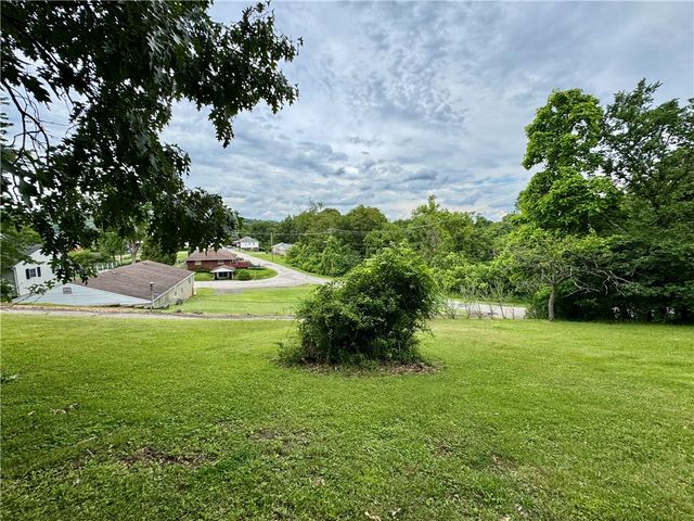 421 Mcgeary Ave, Monessen, PA 15062