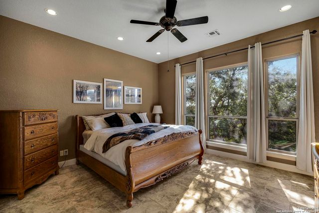 106 Hannah Ln, Boerne, TX 78006