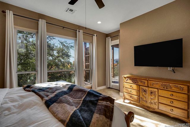 106 Hannah Ln, Boerne, TX 78006