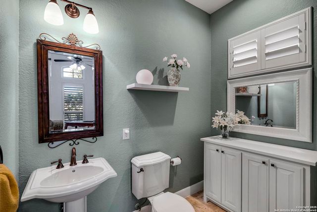 106 Hannah Ln, Boerne, TX 78006