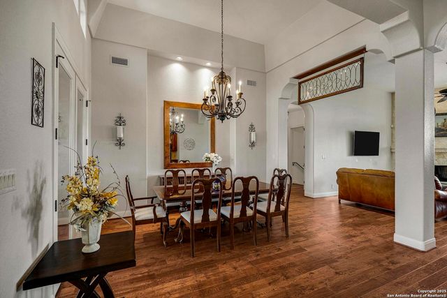 106 Hannah Ln, Boerne, TX 78006