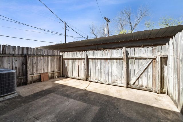 7805 Fuqua Street 7805, Houston, TX 77075