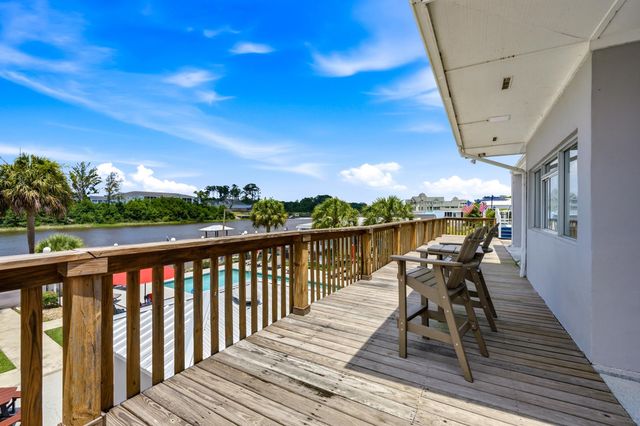206 High Tide Dr., North Myrtle Beach, SC 29582