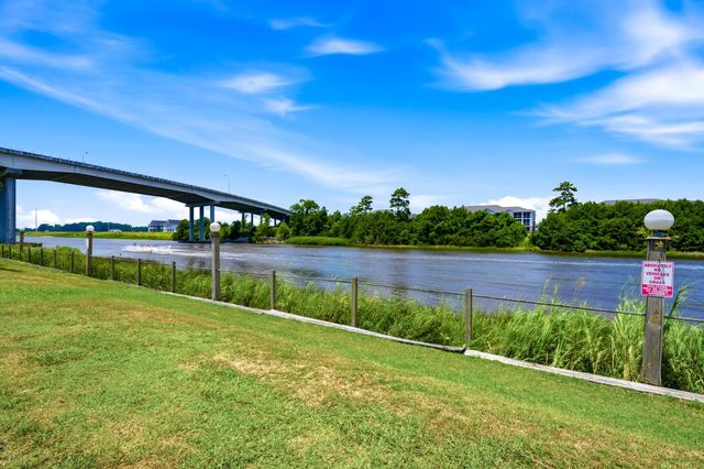 206 High Tide Dr., North Myrtle Beach, SC 29582