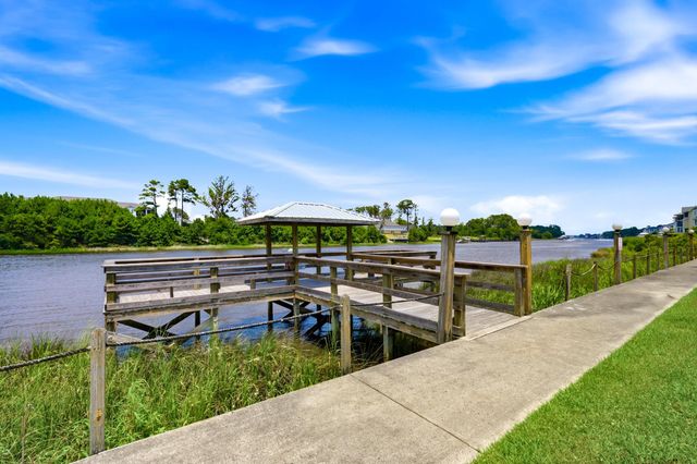 206 High Tide Dr., North Myrtle Beach, SC 29582
