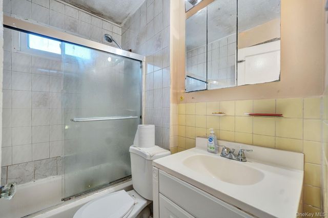 91-04 218th Place, Queens Village, NY 11428