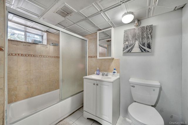 91-04 218th Place, Queens Village, NY 11428