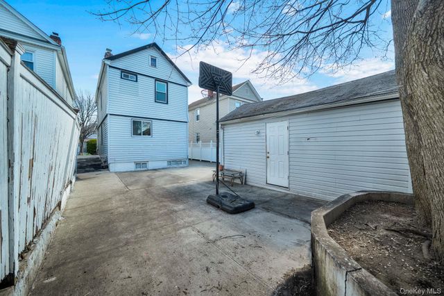 91-04 218th Place, Queens Village, NY 11428