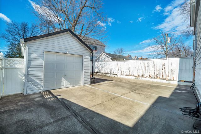 91-04 218th Place, Queens Village, NY 11428