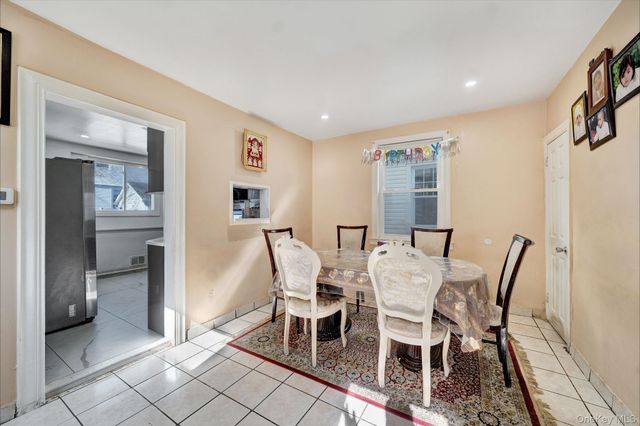 91-04 218th Place, Queens Village, NY 11428