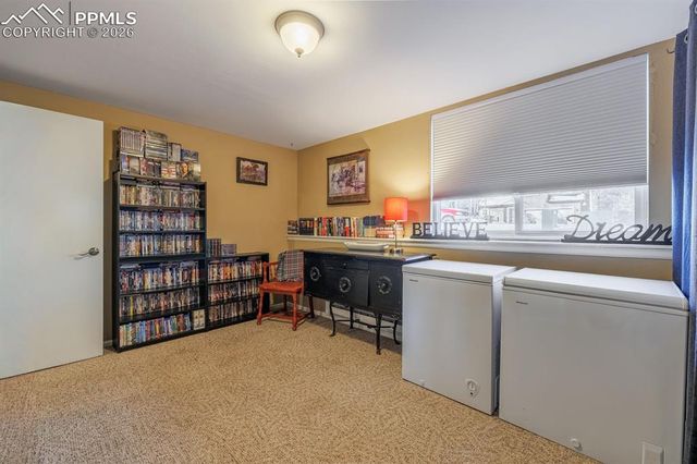 800 Columbine Village Drive B, Woodland Park, CO 80863