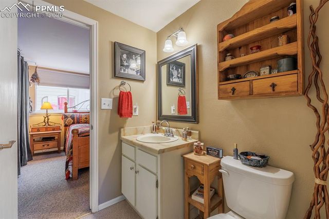 800 Columbine Village Drive B, Woodland Park, CO 80863