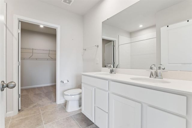 1206 PORT BLUE WAY, Lady Lake, FL 32159