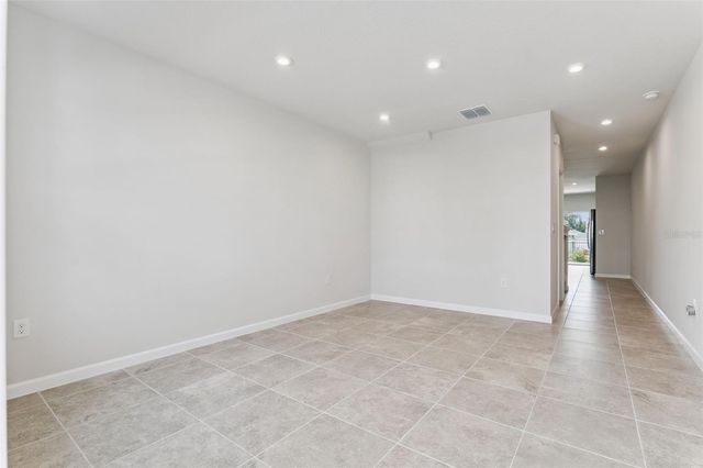 1206 PORT BLUE WAY, Lady Lake, FL 32159